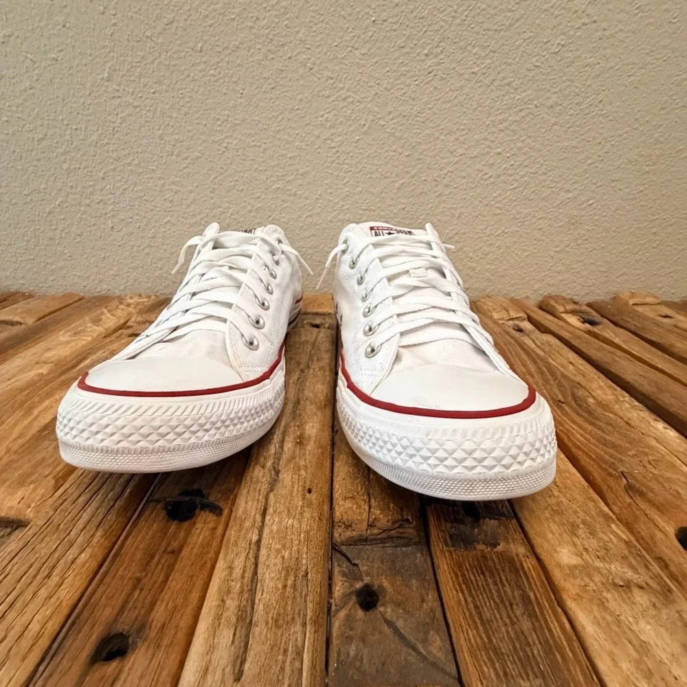Converse Chuck Taylor All Star Low Top White Sneakers M7652 Mens 12 Womens 14